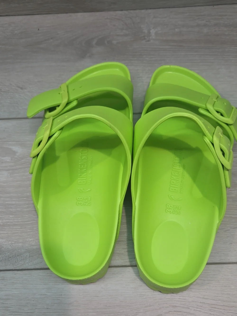 NWOT Birkenstock Women Arizona EVA Sandals Shoes Sz 38/7 Narrow